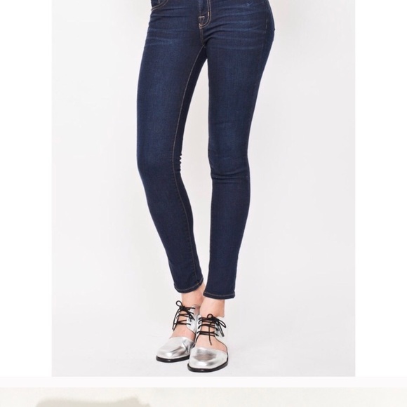 J Brand Denim - J BRAND~Skinny Leg IGNITE Jeans~25